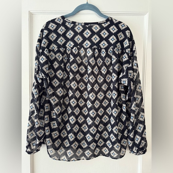 LOFT Navy Blue and Cream Floral Sheer Blouse - Picture 8 of 9